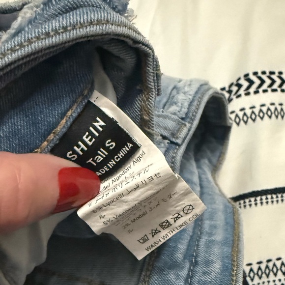 SHEIN Women’s NWOT Distressed Stretch Flare Jeans - S Tall - Picture 4 of 4